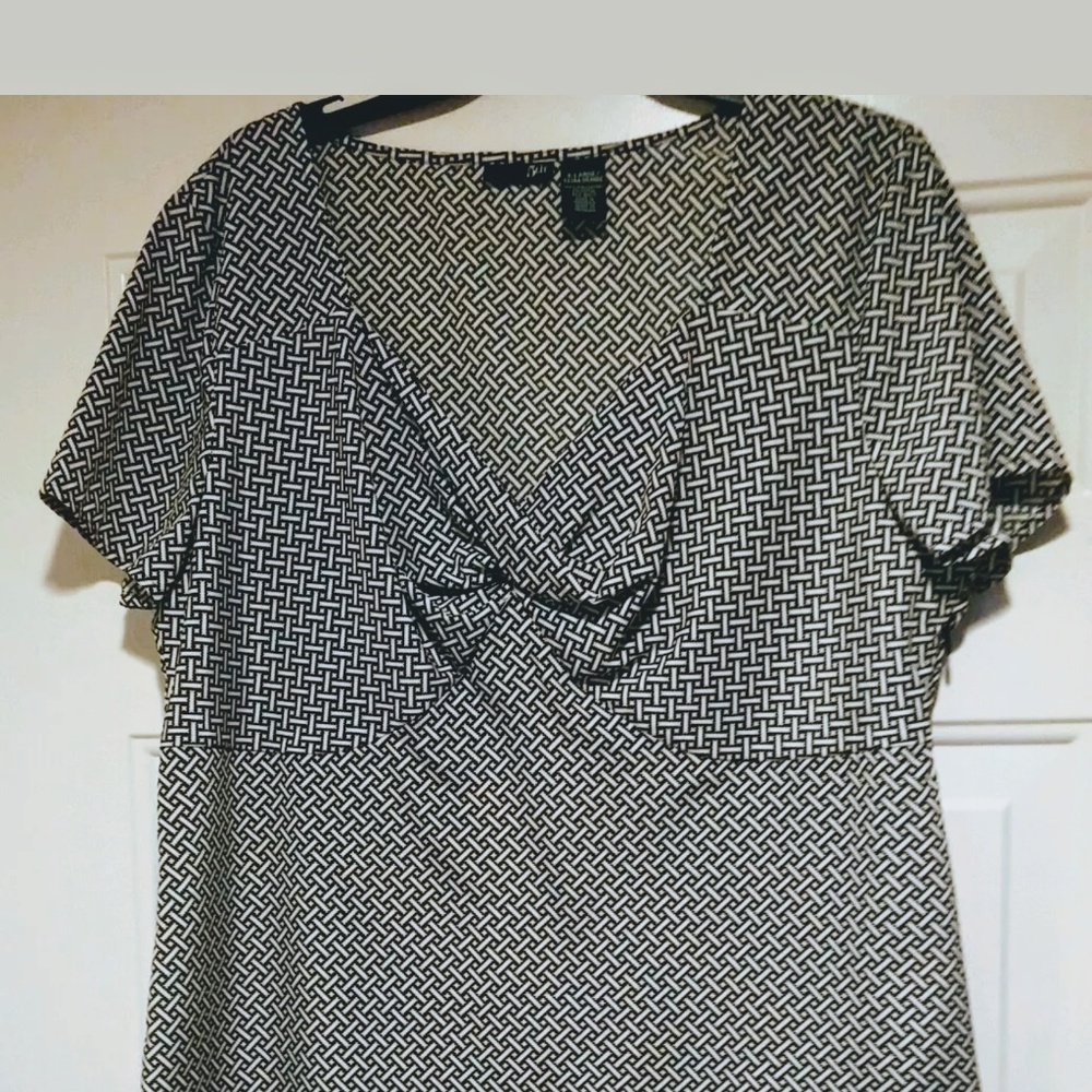 NWOT Women's Blouse